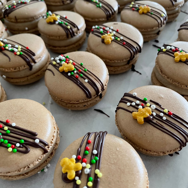 Gingerbread Macarons