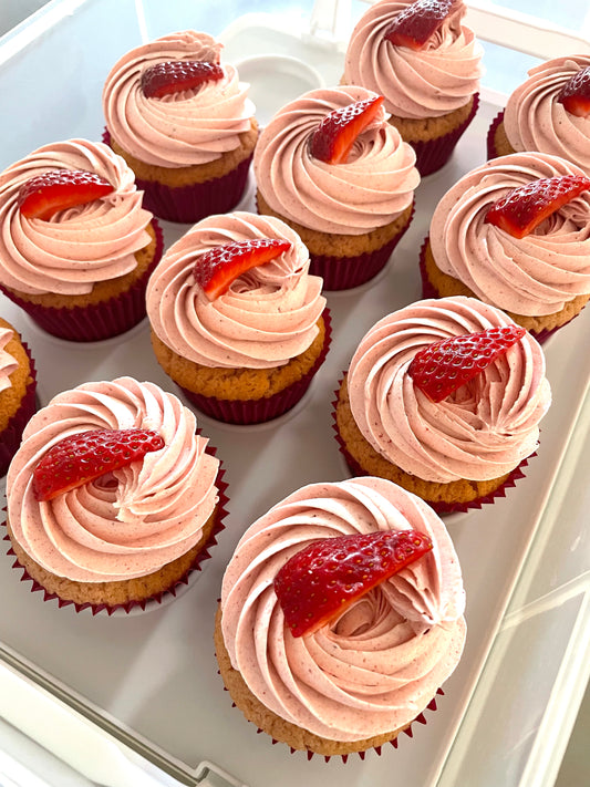 Strawberries and Cream Cupcakes