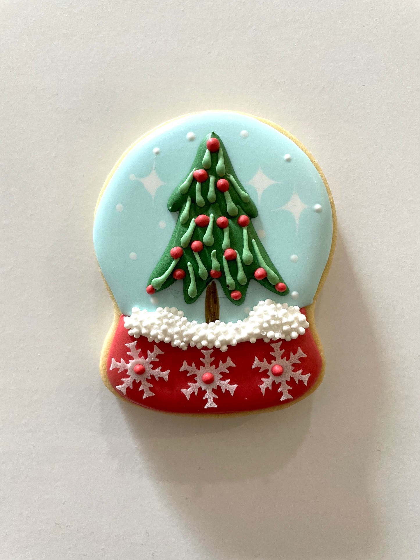 Christmas Tree Snowglobe Cookie